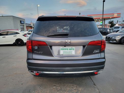 Used 2018 Honda Pilot Elite image 6