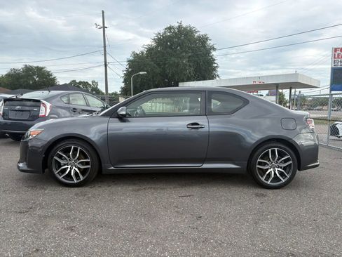 Used 2015 Scion tC FWD image 4