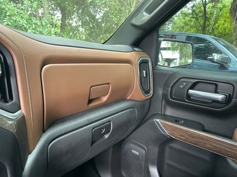 Used 2021 Chevrolet Silverado 1500 High Country RWD image 28