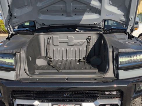 Certified 2025 GMC Hummer EV 3X image 32