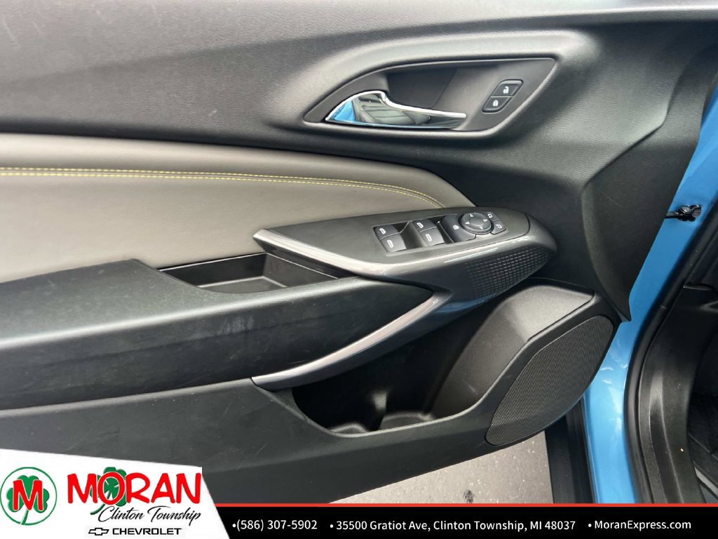Certified 2025 Chevrolet Trax ACTIV w/ Driver Confidence Package FWD image 15