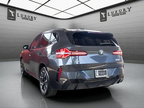 Used 2025 BMW X3 xDrive30i w/ Premium Package AWD/4WD image 6