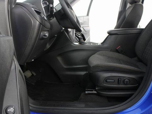 Used 2024 Chevrolet Equinox LT image 15