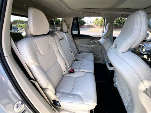 Used 2026 Volvo XC90 T8 Ultra w/ Protection Package Premier AWD/4WD image 30