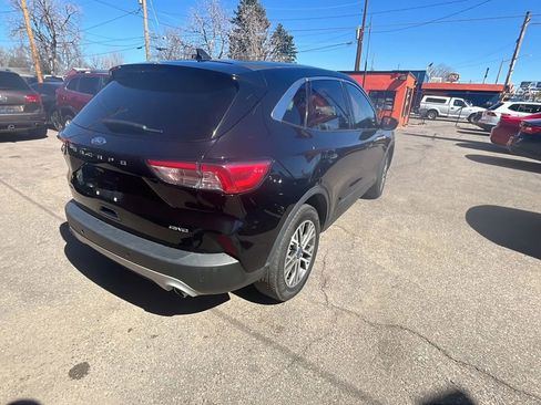 Used 2022 Ford Escape SEL image 7