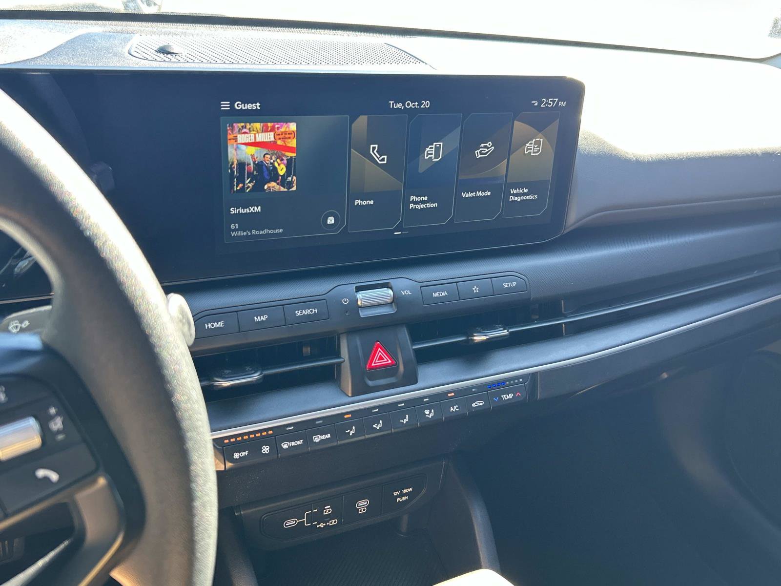 Used 2025 Kia K4 FWD image 25