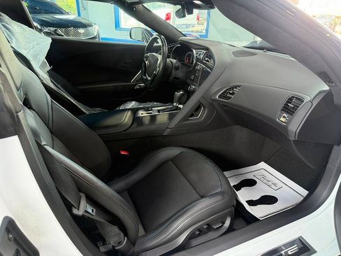 Used 2019 Chevrolet Corvette ZR1 RWD image 32