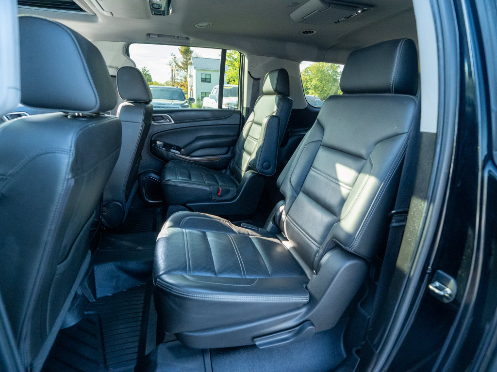 Used 2019 GMC Yukon XL Denali w/ Denali Ultimate Package AWD/4WD image 17