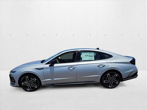New 2025 Hyundai Sonata N Line image 5