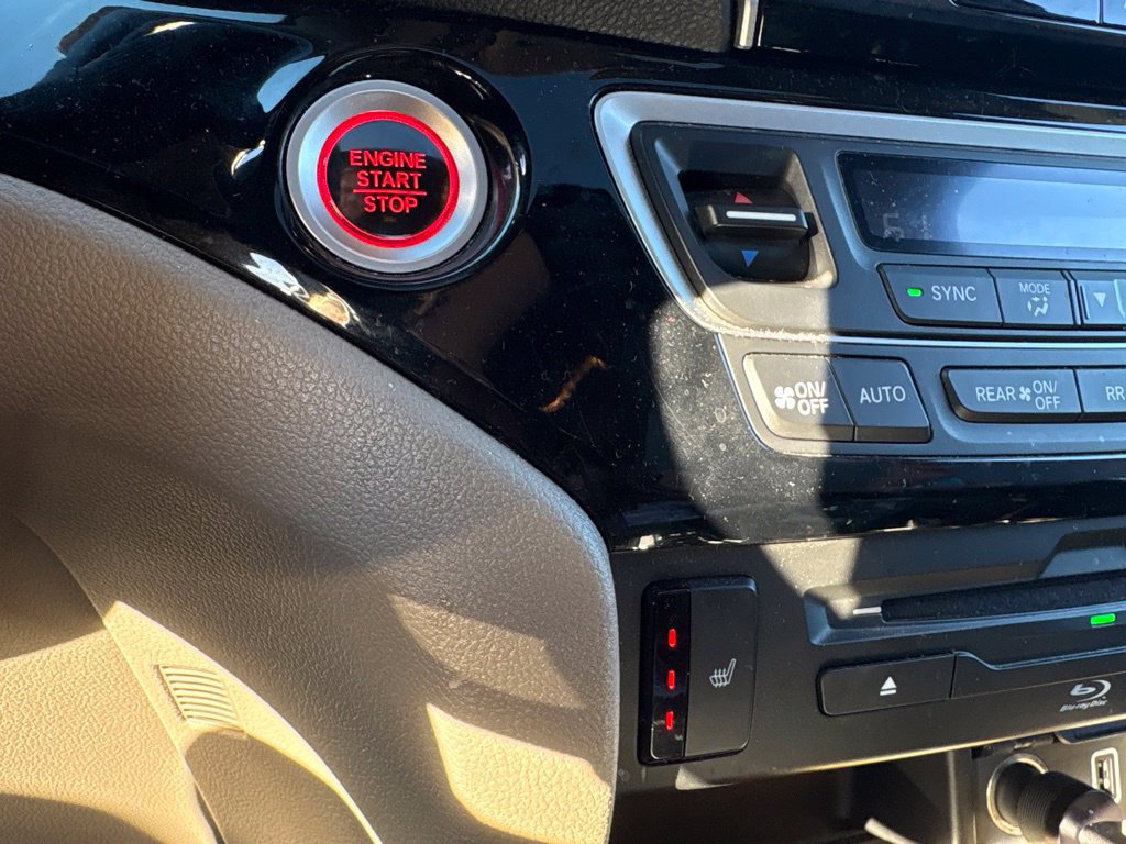 Used 2022 Honda Pilot Touring image 7