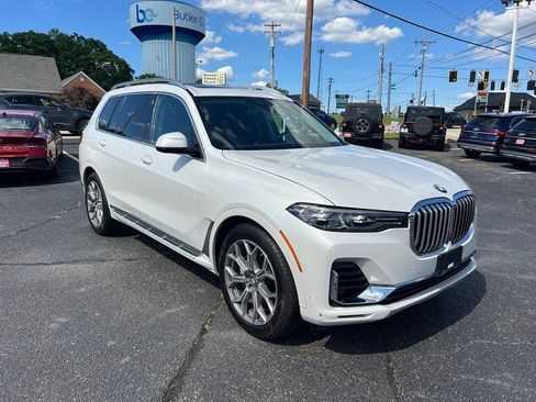 Used 2020 BMW X7 xDrive40i w/ Premium Package AWD/4WD image 4