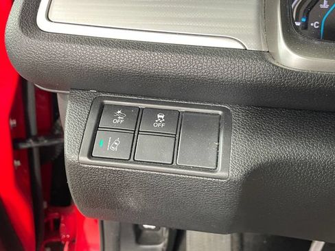 Used 2017 Honda Civic Touring image 9