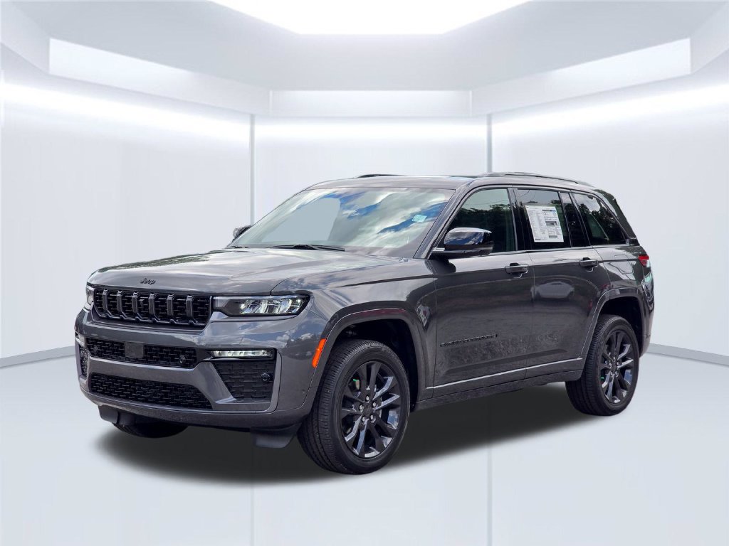New 2026 Jeep Grand Cherokee Limited AWD/4WD image 2