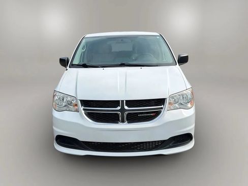 Used 2014 Dodge Grand Caravan SE w/ Quick Order Package 29E SE FWD image 2