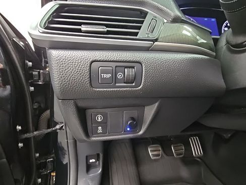Used 2019 Honda Accord Sport image 28