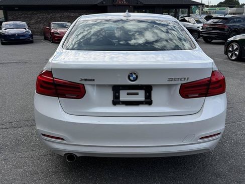 Used 2018 BMW 320i xDrive Sedan AWD/4WD image 15