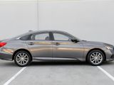 Used 2021 Honda Accord LX image 2
