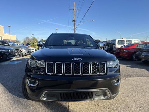 Used 2021 Jeep Grand Cherokee Limited w/ Luxury Group II image 2