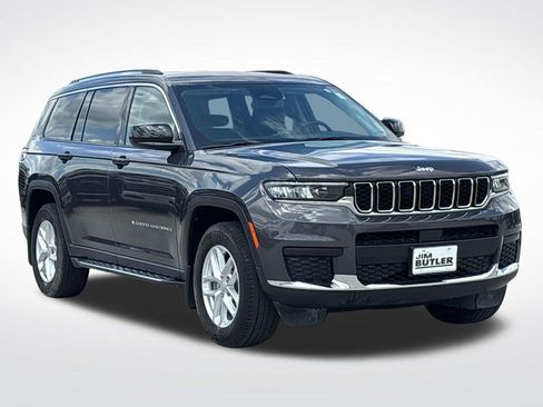 Used 2023 Jeep Grand Cherokee L Laredo w/ Luxury Tech Group I AWD/4WD image 9