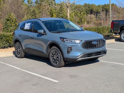 New 2026 Ford Escape SE