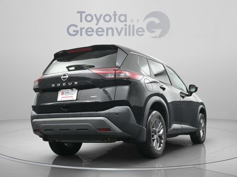 Used 2023 Nissan Rogue S AWD/4WD image 12