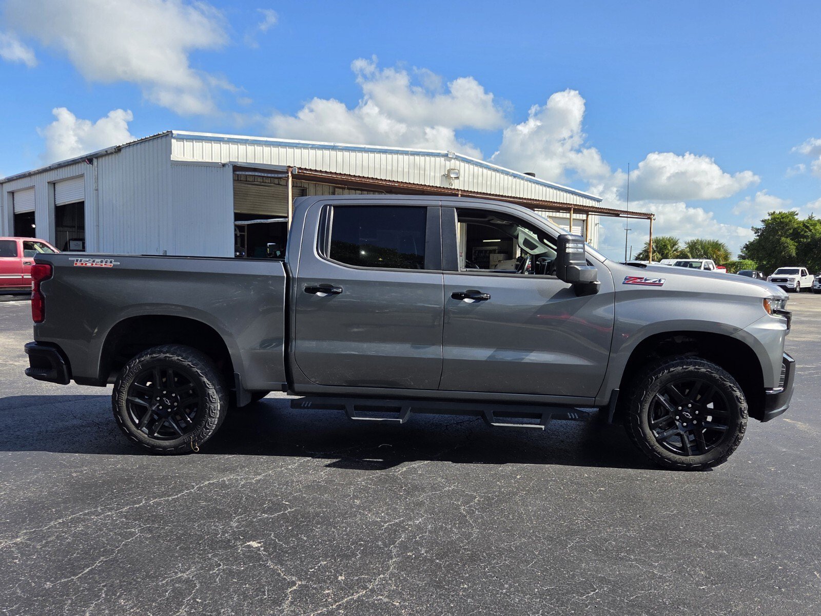 Used 2021 Chevrolet Silverado 1500 LT Trail Boss w/ Convenience Package II AWD/4WD image 6