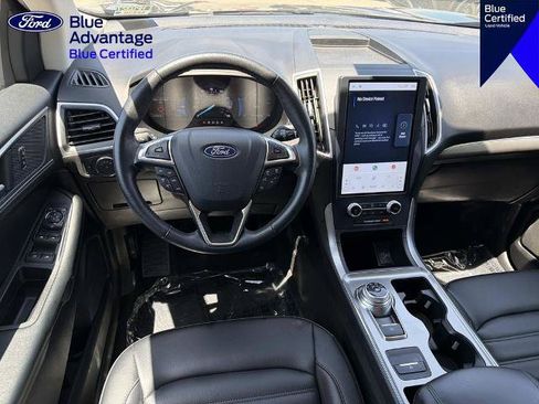 Certified 2022 Ford Edge SEL w/ Convenience Package AWD/4WD image 10