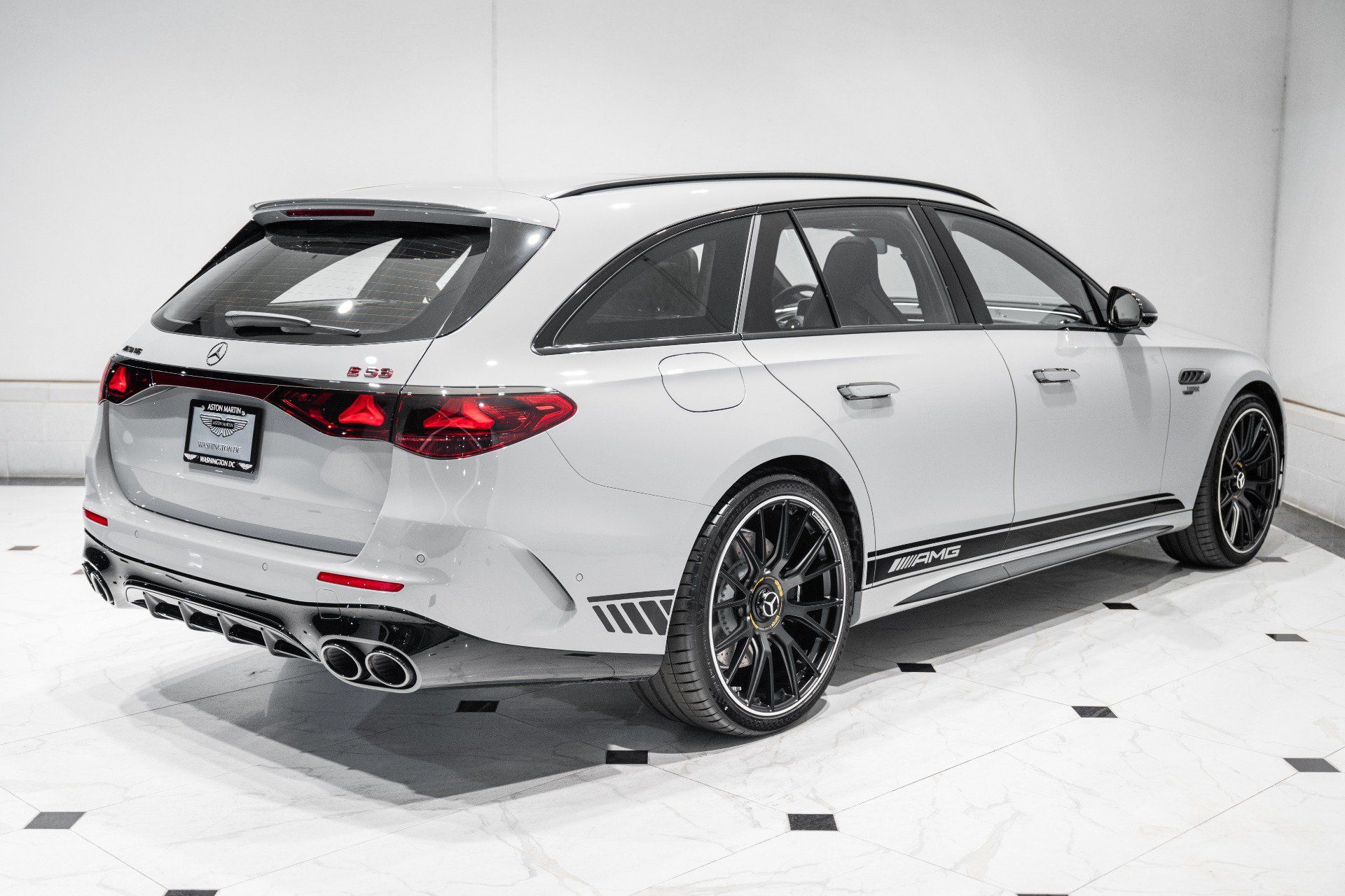 Used 2026 Mercedes-Benz E 53 AMG e 4MATIC Wagon image 9