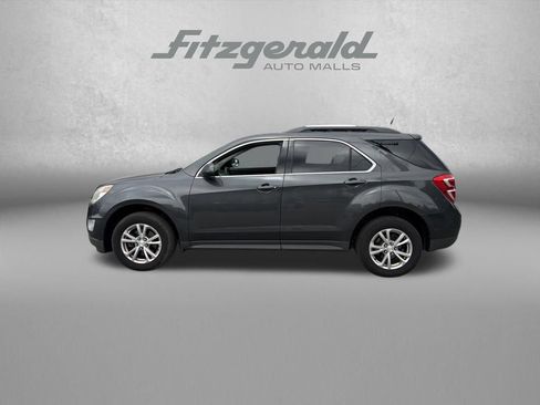 Used 2017 Chevrolet Equinox LT w/ Convenience Package AWD/4WD image 3