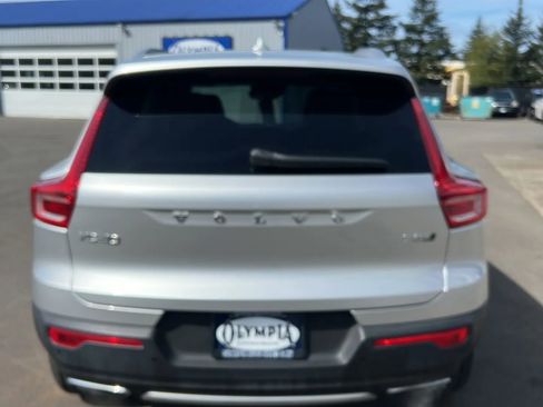 Used 2019 Volvo XC40 T5 Inscription AWD/4WD image 10
