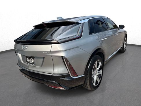 Used 2024 Cadillac Lyriq Tech w/ LPO, Floor Liner Package RWD image 3