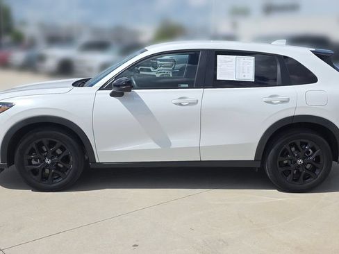 Certified 2024 Honda HR-V Sport image 2