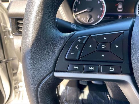 Used 2023 Nissan Sentra SV image 24