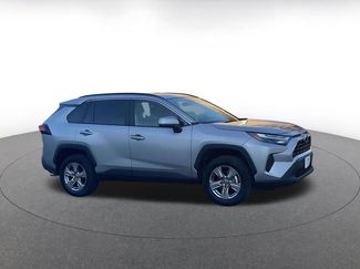Used 2025 Toyota RAV4 XLE video 2