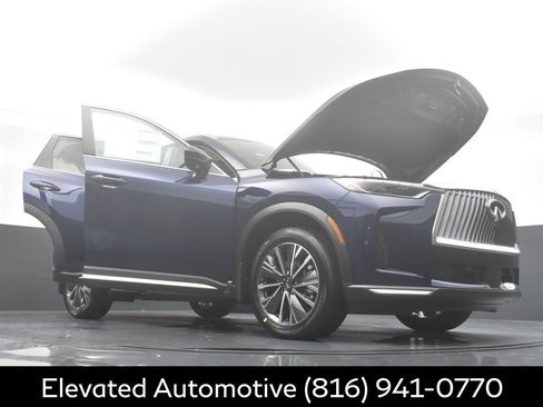 Certified 2026 INFINITI QX60 Luxe w/ Family Package image 40