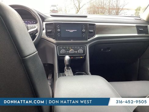 Used 2022 Volkswagen Atlas SE image 12