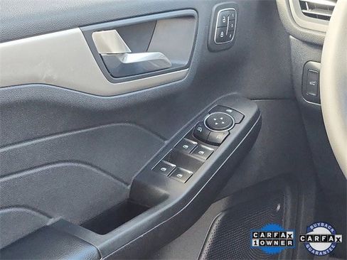 Certified 2022 Ford Escape SEL w/ Technology Package image 11