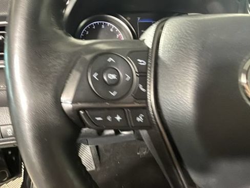 Used 2024 Toyota Camry SE FWD image 15