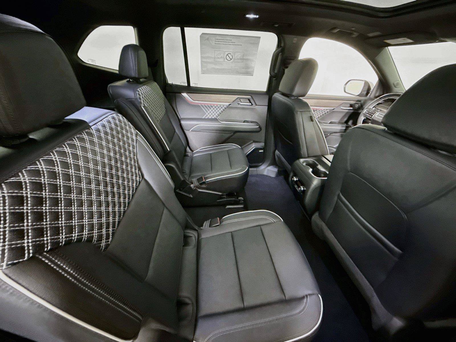 New 2027 GMC Acadia Denali AWD/4WD image 23