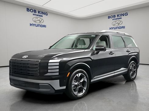 New 2026 Hyundai Palisade Limited FWD image 1