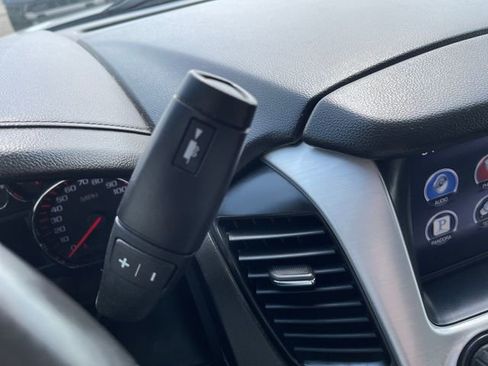 Used 2015 GMC Yukon SLE w/ Convenience Package image 24