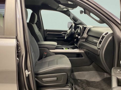 Used 2024 RAM 1500 Big Horn AWD/4WD image 29