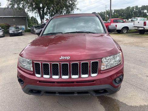 Used 2012 Jeep Compass Latitude AWD/4WD image 5