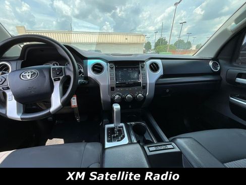 Used 2017 Toyota Tundra SR5 w/ SR5 Upgrade Package RWD image 9