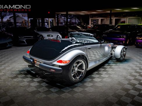 Used 2001 Plymouth Prowler Black Tie Edition image 4
