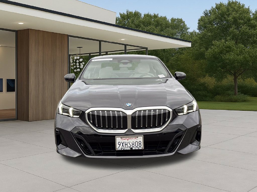 Used 2026 BMW 530i w/ M Sport Package RWD image 4