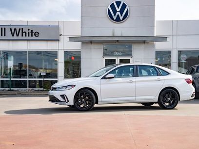 New 2026 Volkswagen Jetta SE