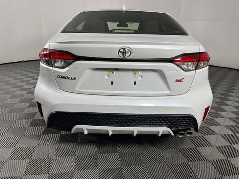 Used 2022 Toyota Corolla SE FWD image 10
