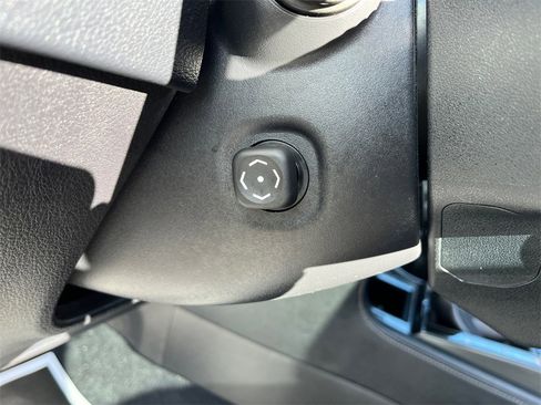 Used 2023 Lexus GX 460 Premium image 22