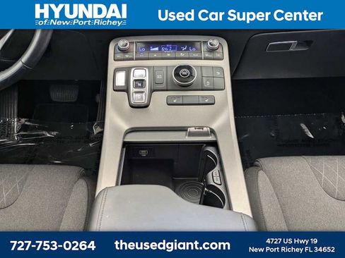 Used 2021 Hyundai Palisade SEL FWD image 23
